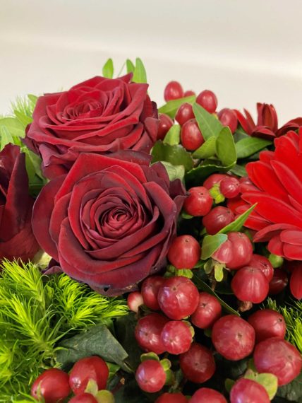 Livraison compositions fleurs rouges décès Saint Brieuc et alentours 48h