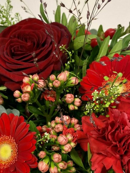 Livraison bouquets de fleurs rouges Saint Brieuc et alentours 48h