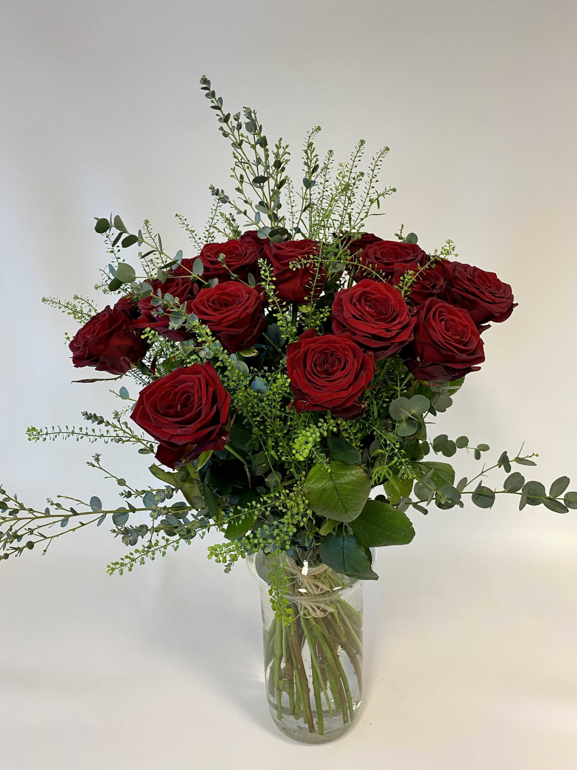 Livraison Bouquet de 20 roses rouges : Passion à Saint-Brieuc et Côtes  d'Armor